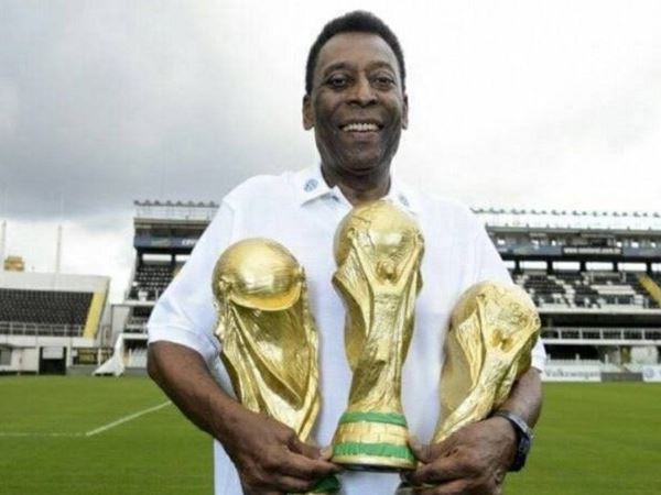 Pelé - TOP 10 cầu thủ xuất sắc nhất mọi thời đạ