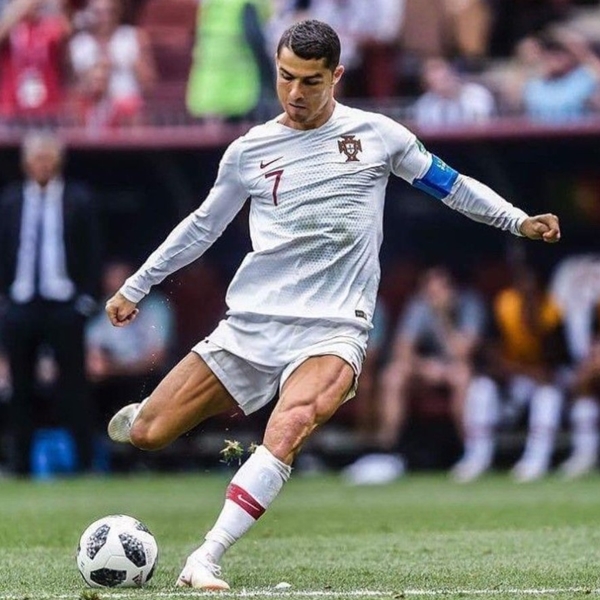 Ronaldo có bao nhiêu cú sút phạt thành bàn 3 Ronaldo có bao nhiêu cú sút phạt thành bàn 3