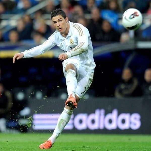 Ronaldo có bao nhiêu cú sút phạt thành bàn 2 Ronaldo có bao nhiêu cú sút phạt thành bàn 2