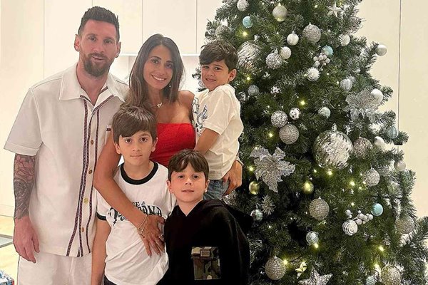 Vợ của Messi bao nhiêu tuổi?