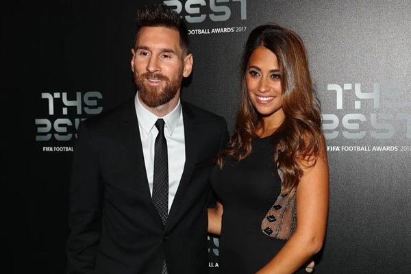 Vợ của Messi là người nước nào?