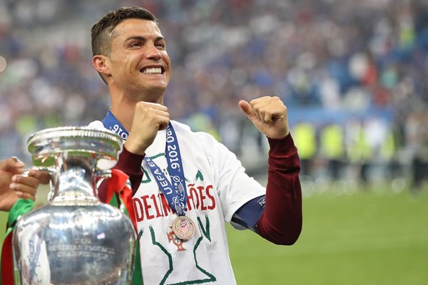 TOP ghi bàn Euro - Danh sách vua phá lưới từ 1960 đến nay 2 TOP ghi bàn Euro - Danh sách vua phá lưới từ 1960 đến nay 12