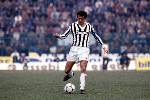 Hậu vệ huyền thoại Juventus những cột trụ thép của bóng đá Ý 5 Hậu vệ huyền thoại Juventus những cột trụ thép của bóng đá Ý 5