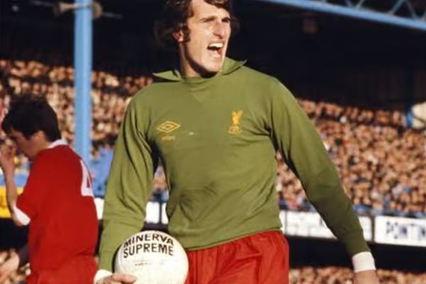 Thủ môn huyền thoại Liverpool ảnh hưởng và di sản tại Anfield Thủ môn huyền thoại Liverpool ảnh hưởng và di sản tại Anfield 2