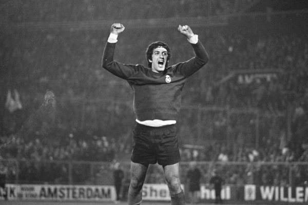 Thủ môn huyền thoại Real Madrid là ai? TOP 20 thủ môn huyền thoại 4