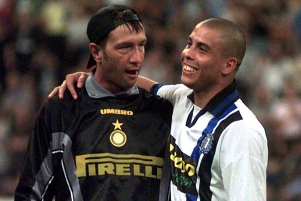 Thủ môn huyền thoại Ý là ai? TOP xuất sắc nhất mọi thời đại 4 Thủ môn huyền thoại Ý là ai? TOP xuất sắc nhất mọi thời đại 4